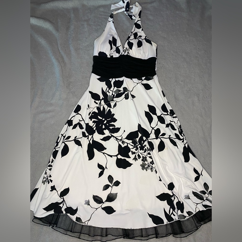 🖤Floral halter dress with petticoat